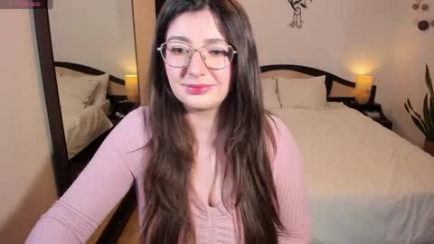 Laurie online show from April 13, 12:43 pm