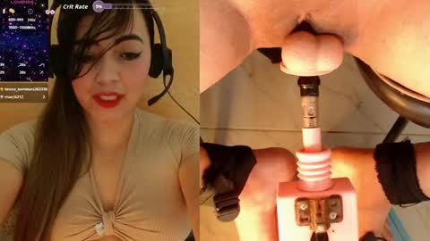 lauriss_ online show from April 13, 6:13 pm