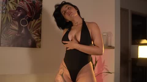 laurita_4 online show from May 21, 1:40 pm