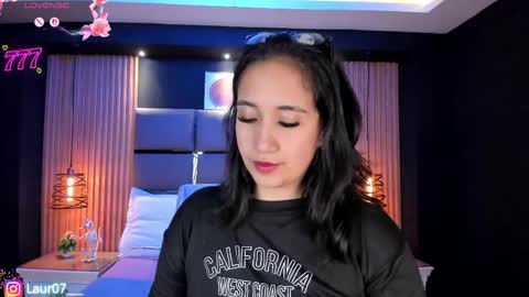 Lau Roberts online show from May 29, 3:48 am