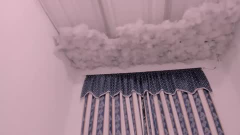 Lauu G online show from October 8, 10:24 am