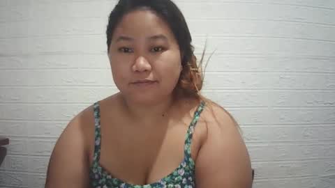 lavalyn214 online show from March 8, 8:45 pm