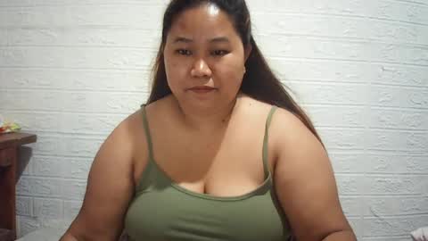lavalyn214 online show from June 12, 3:00 pm