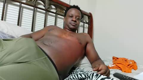 Snapshot of lavanderbrown chatting on September 23, 12:35 am lavanderbrown online show from September 23, 12:35 am