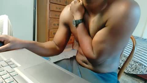 Snapshot of lavanderbrown chatting on October 14, 5:14 pm lavanderbrown online show from October 14, 5:14 pm