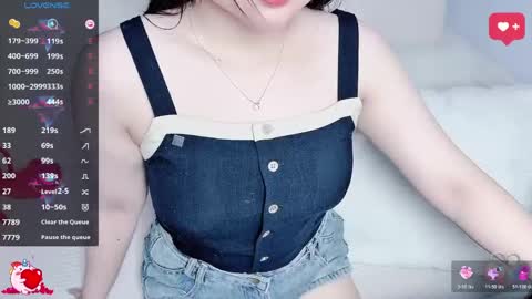 Tina online show from May 28, 6:27 pm
