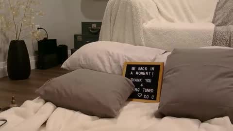 Snapshot of lavender_sky_ chatting on May 3, 5:57 am Celeste West online show from May 3, 5:57 am