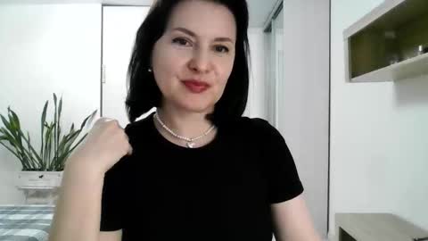 Diana  online show from September 19, 5:35 pm