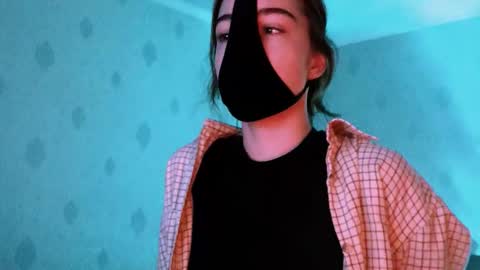 Snapshot of lavinda_lin chatting on October 5, 5:06 am Lavinda online show from October 5, 5:06 am