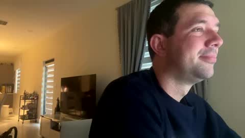 Snapshot of law_cambio chatting on February 11, 1:09 pm law_cambio online show from February 11, 1:09 pm