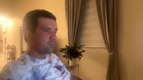 Snapshot of law_cambio chatting on March 2, 12:31 am law_cambio online show from March 2, 12:31 am