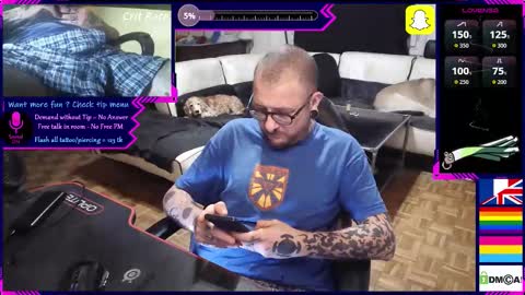 Snapshot of law_leek chatting on December 3, 6:39 pm Leek online show from December 3, 6:39 pm