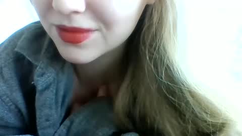 Snapshot of layannalea chatting on December 3, 9:34 pm layannalea online show from December 3, 9:34 pm