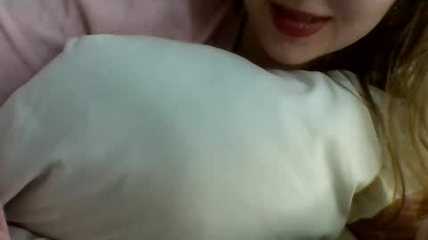 Snapshot of layannalea chatting on January 8, 11:30 pm layannalea online show from January 8, 11:30 pm