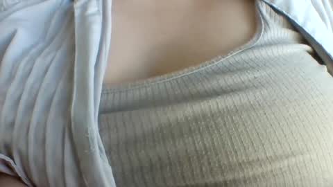 layannalea online show from March 15, 12:05 am