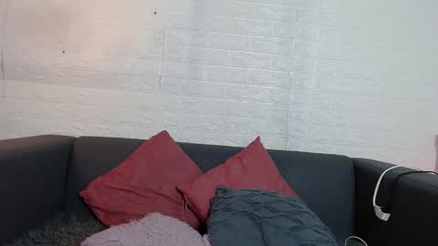 Layla online show from February 10, 11:55 pm