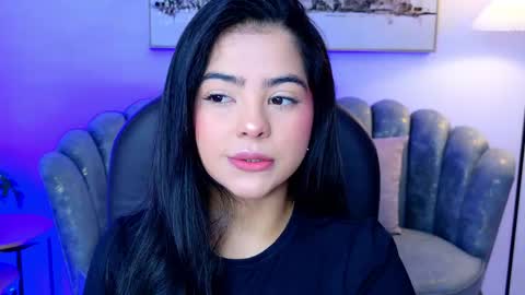 Layla Breezee online show from May 21, 11:39 am