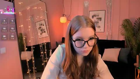 layla_glam online show from January 11, 1:27 pm