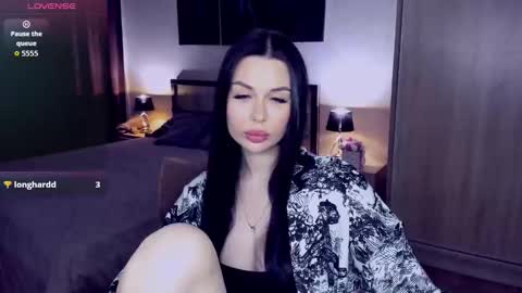 Snapshot of laylagreat chatting on December 1, 5:51 pm laylagreat online show from December 1, 5:51 pm