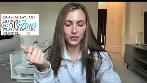 laylahlaylah1 online show from April 3, 5:00 pm