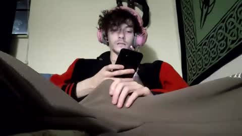 Snapshot of laymetorest420 chatting on February 11, 7:44 am Stitch online show from February 11, 7:44 am