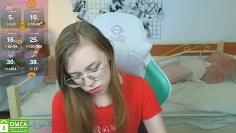 layriantavee online show from April 2, 6:00 am