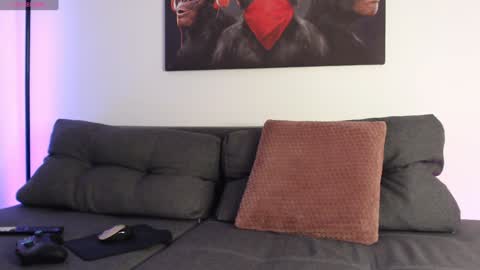 Snapshot of lazar_angels chatting on December 26, 8:07 am Laz online show from December 26, 8:07 am