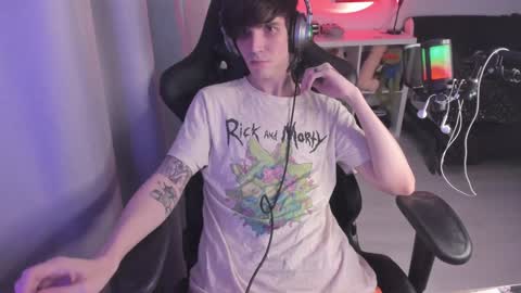 Snapshot of lazy_haze chatting on January 29, 9:01 am Haze aka Slava online show from January 29, 9:01 am