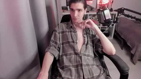 Snapshot of lazy_haze chatting on November 29, 4:26 am Haze aka Slava online show from November 29, 4:26 am