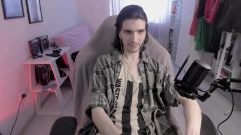 Snapshot of lazy_haze chatting on February 11, 10:20 am Haze aka Slava online show from February 11, 10:20 am