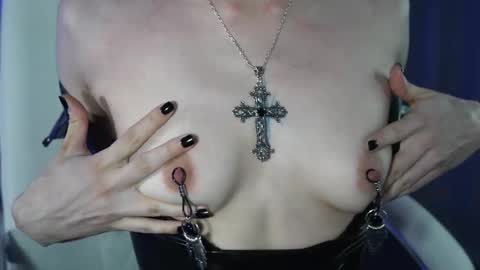 Snapshot of lazy_pepsi chatting on February 25, 7:34 pm Pansy online show from February 25, 7:34 pm