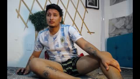  andres  online show from November 1, 12:07 pm