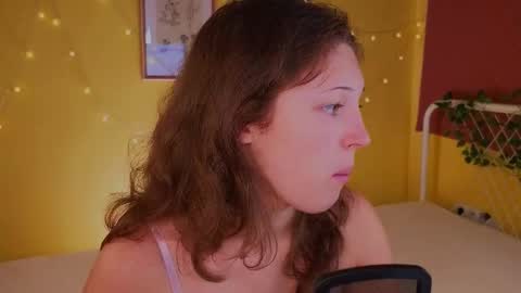 Lea online show from September 14, 12:15 pm