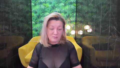 Lea online show from January 2, 5:03 am