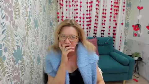 Lea online show from February 18, 5:10 pm