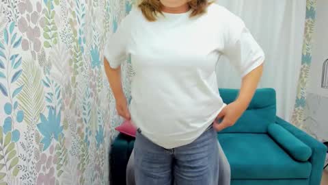 Lea online show from September 20, 5:19 am