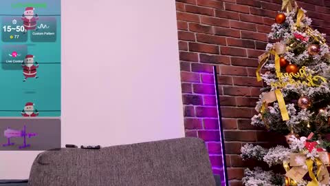 Snapshot of lea_loon chatting on December 23, 2:13 am lea_loon online show from December 23, 2:13 am