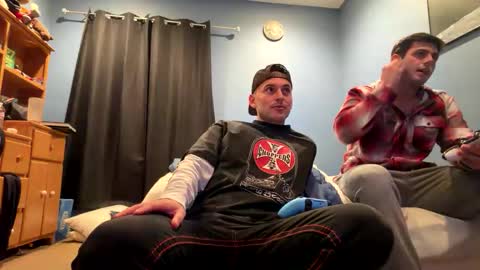 leaderzac online show from April 13, 8:31 am