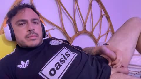 leafar_volkov online show from October 6, 4:43 am