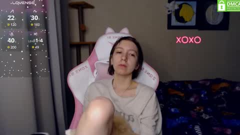 Snapshot of leah__gotty chatting on December 6, 2:28 pm Leah Gotty online show from December 6, 2:28 pm