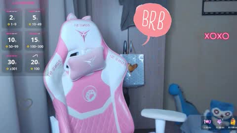 Snapshot of leah__gotty chatting on November 13, 3:16 am Leah Gotty online show from November 13, 3:16 am