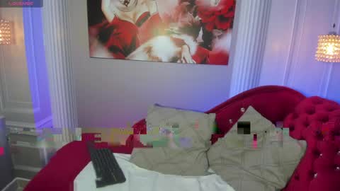 LEAH online show from April 15, 3:13 am