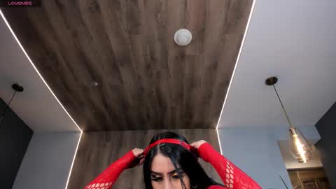 leahlombardi_ online show from November 30, 3:21 am