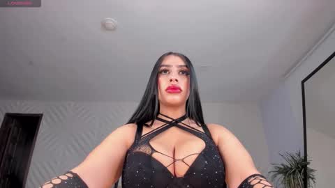 leahlombardi_ online show from February 7, 3:32 am