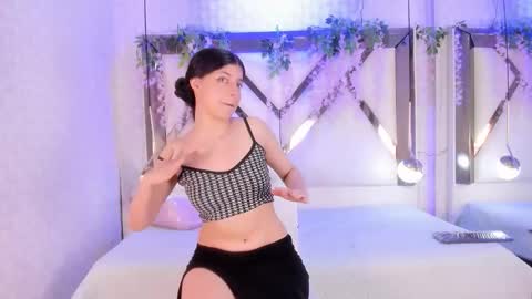    online show from November 8, 1:33 pm