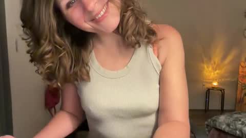 Leah Sparkles online show from October 16, 2:12 am
