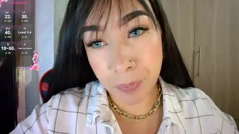 leah online show from May 15, 11:45 pm
