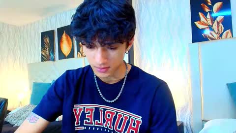 Lean online show from November 28, 9:06 pm