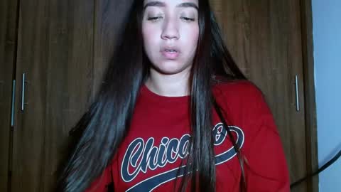 leanaalhub online show from December 12, 4:37 am