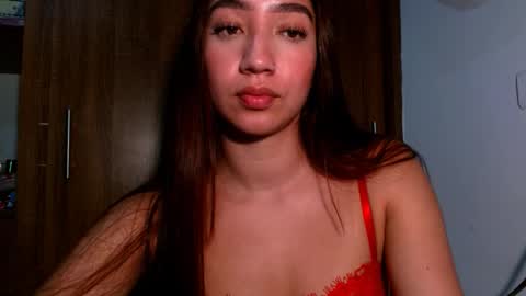 leanaalhub online show from October 11, 11:47 pm